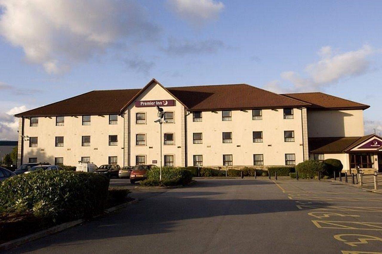 Premier Inn Haydock Park/M6 J23 Warrington Extérieur photo