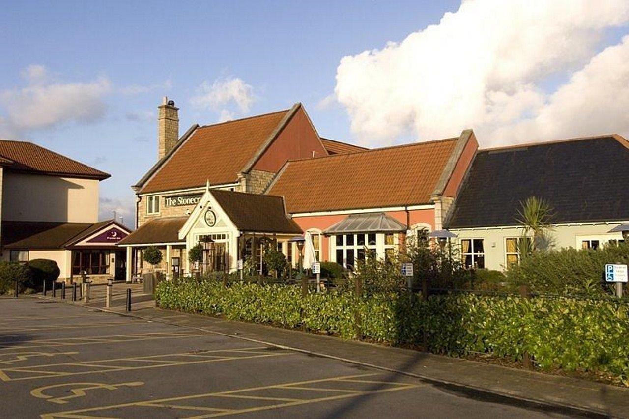 Premier Inn Haydock Park/M6 J23 Warrington Extérieur photo